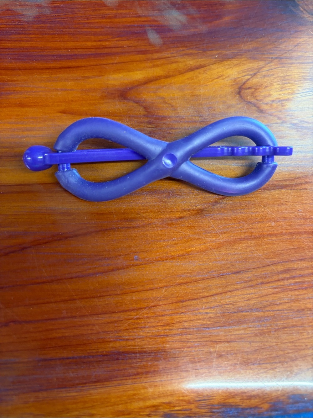Set of Lilla Rose Hairclips - Picture 6 of 6